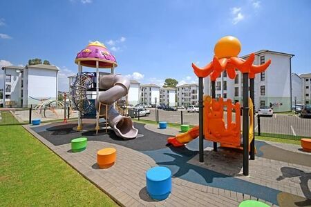 2 Bedroom Apartment in Cosmo City