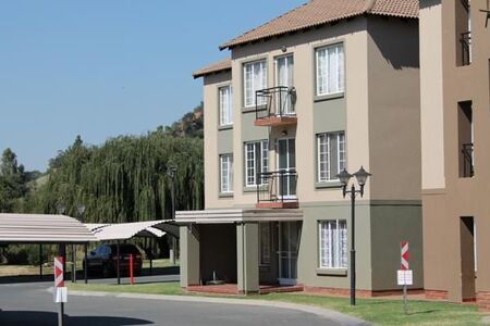 3 Bedroom Apartment in Meredale