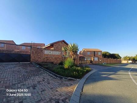 2 Bedroom Townhouse in Olivedale