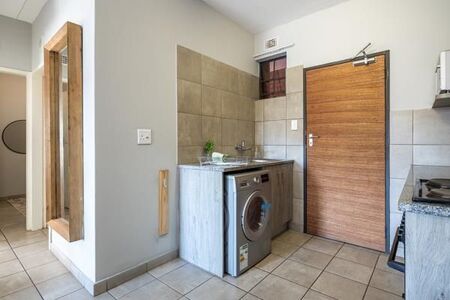 2 Bedroom Apartment in Crown Gardens