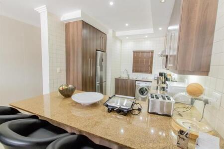 2 Bedroom Apartment in Bedfordview