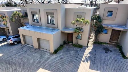 3 Bedroom Cluster in Bedfordview