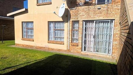 3 Bedroom Apartment in Staalrus