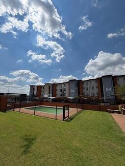3 Bedroom Apartment in Glen Marais
