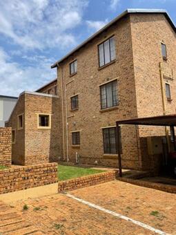 2 Bedroom Apartment in Chloorkop