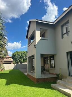 4 Bedroom House in Bushwillow Park Estate