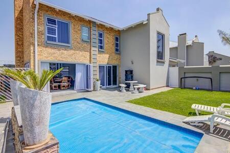 3 Bedroom Townhouse in Beyers Park