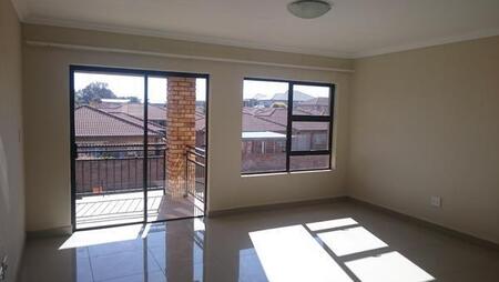 2 Bedroom Townhouse in Beyers Park