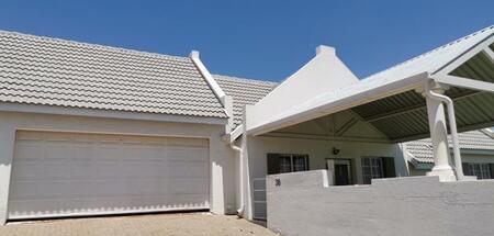 3 Bedroom Townhouse in Kosmosdal