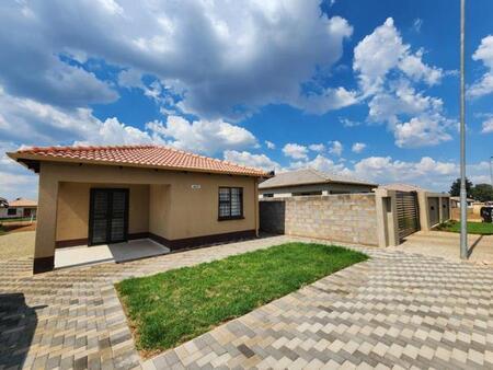 4 Bedroom House in Alrode