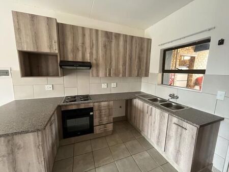 2 Bedroom Apartment in Raslouw