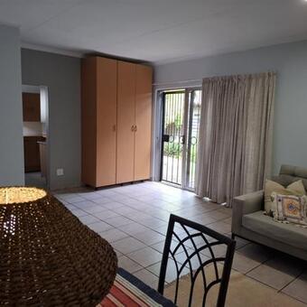 1 Bedroom Apartment in Wierda Park