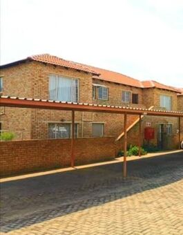 2 Bedroom Apartment in Heuwelsig Estate