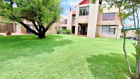 2 Bedroom Apartment in Vaalpark