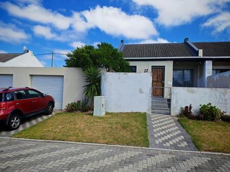 2 Bedroom Apartment in Lorraine