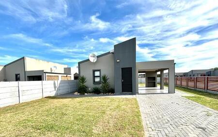 2 Bedroom Townhouse in Parsons Vlei
