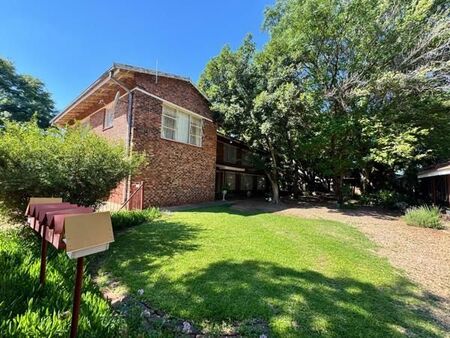 2 Bedroom Flat in Parys