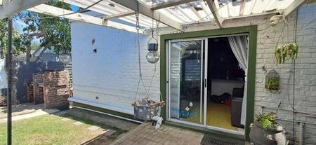 1 Bedroom Flat in Abbotsford