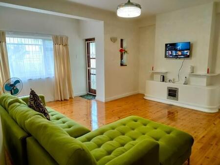 2 Bedroom Apartment in Summerstrand