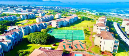 2 Bedroom Apartment in Hermanus Beach Club
