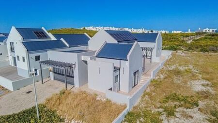 3 Bedroom House in Laguna Sands