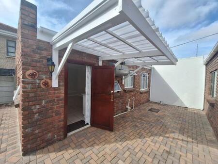 1 Bedroom Apartment in George South