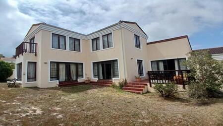 3 Bedroom Townhouse in Hunters Estate