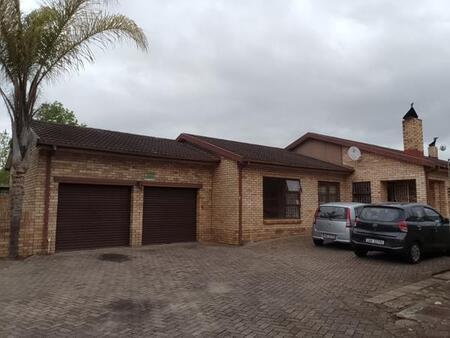 3 Bedroom House in Loerie Park