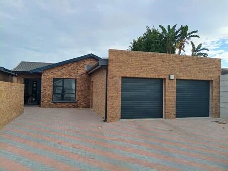 4 Bedroom House in Tygerdal