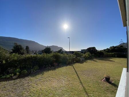 2 Bedroom Apartment in Fish Hoek