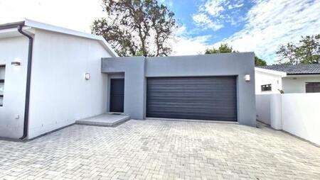 4 Bedroom House in Durbanville Central