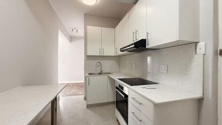 1 Bedroom Apartment in Sea Point