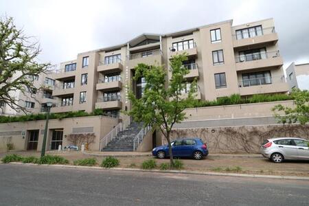 2 Bedroom Apartment in La Colline