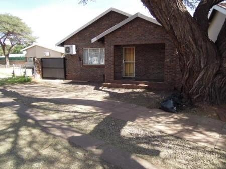 4 Bedroom Apartment in Kathu