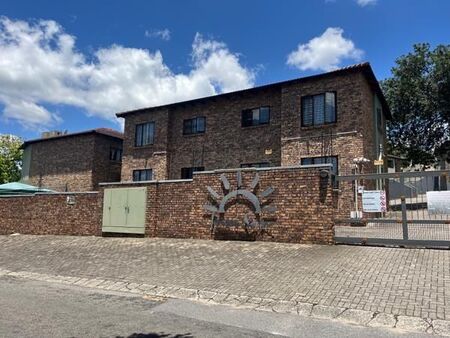 2 Bedroom Apartment in Sonheuwel