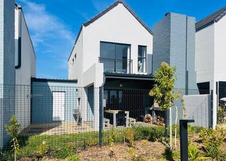 2 Bedroom Townhouse in Stellenbosch Central