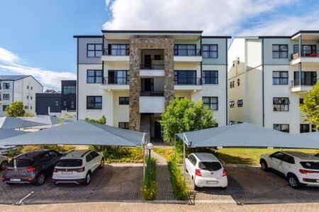 1 Bedroom Apartment in Paardevlei