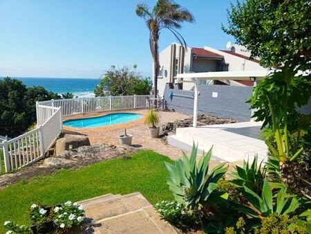 3 Bedroom Apartment in Uvongo