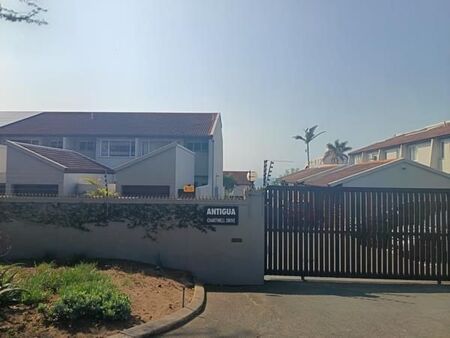 2 Bedroom Duplex in Umhlanga Rocks