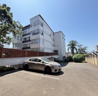 2.5 Bedroom Apartment in Morningside