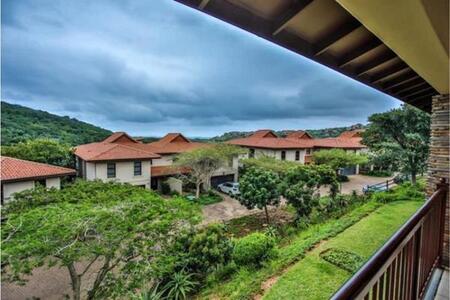 4 Bedroom House in Zimbali Estate