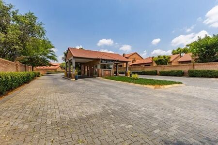 2 Bedroom Apartment in Shere