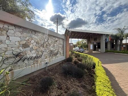 2 Bedroom Apartment in Andeon Ah