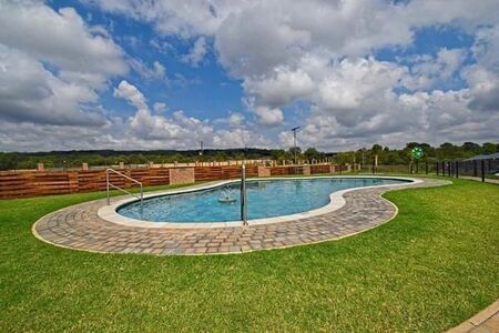 1 Bedroom Apartment in Mooikloof Equestrian Estate