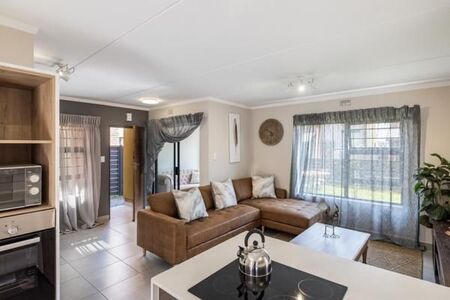 3 Bedroom Apartment in Roodeplaat
