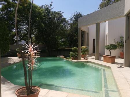 4 Bedroom House in Waterkloof