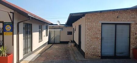 1 Bedroom cottage to rent in Kagiso, Krugersdorp