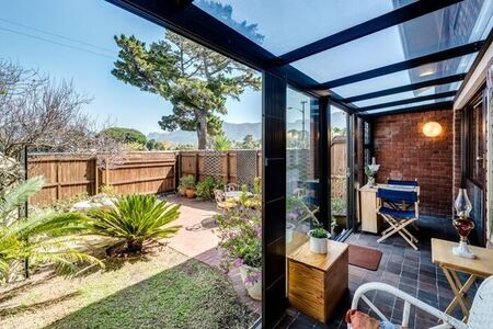 3 Bedroom townhouse - sectional to rent in Plumstead, Cape Town