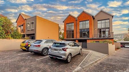 1 Bedroom townhouse - sectional to rent in Darrenwood, Randburg