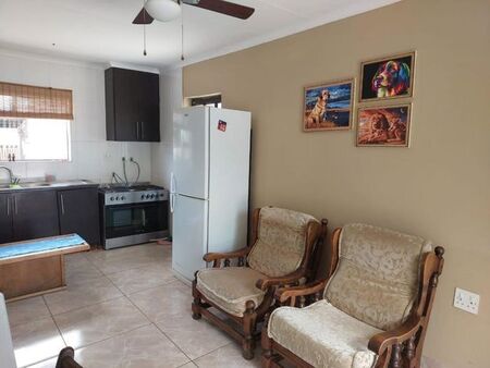 1 Bedroom flat to rent in Secunda